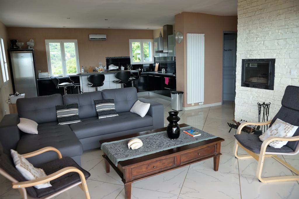 Villa Confina Villanova 部屋 写真